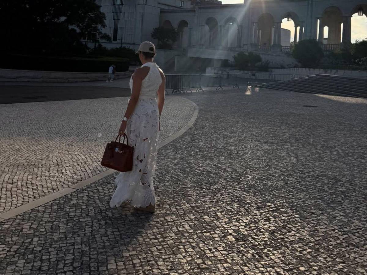 Georgina Rodríguez causa controversia por su atuendo en un templo de Portugal