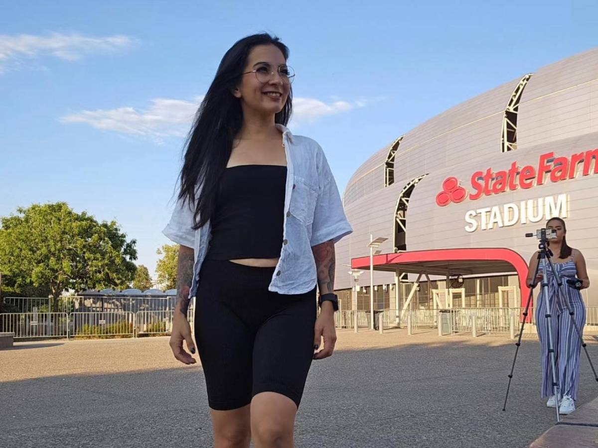 Lindas periodistas de Honduras y Costa Rica: Una se retiró y ella fue conquistada por jugador