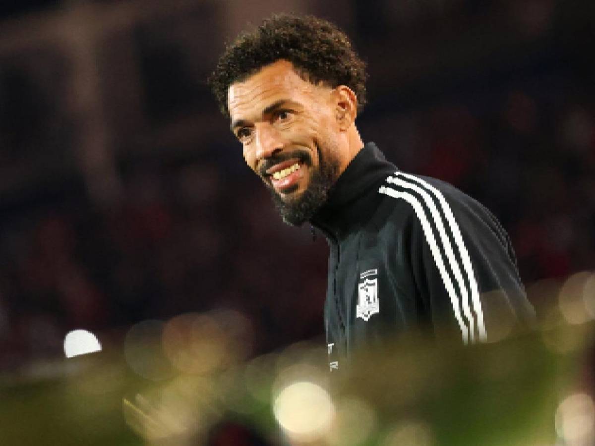 ¿Qué fue de Vozinha? El motivo que frena su debut en nuevo equipo tras el Mundial