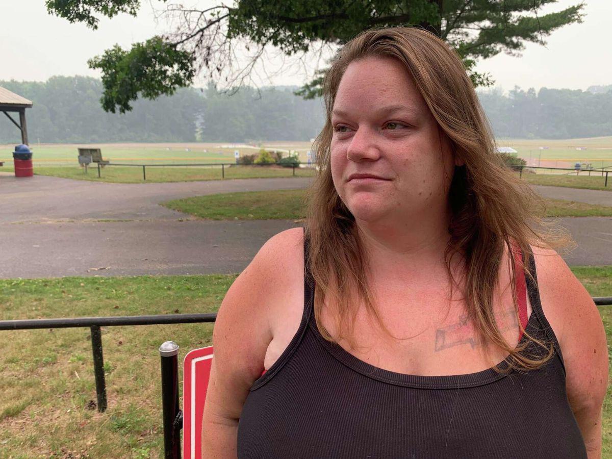 Rompe el silencio la esposa del agente de ICE acusado de matar a joven colombiano