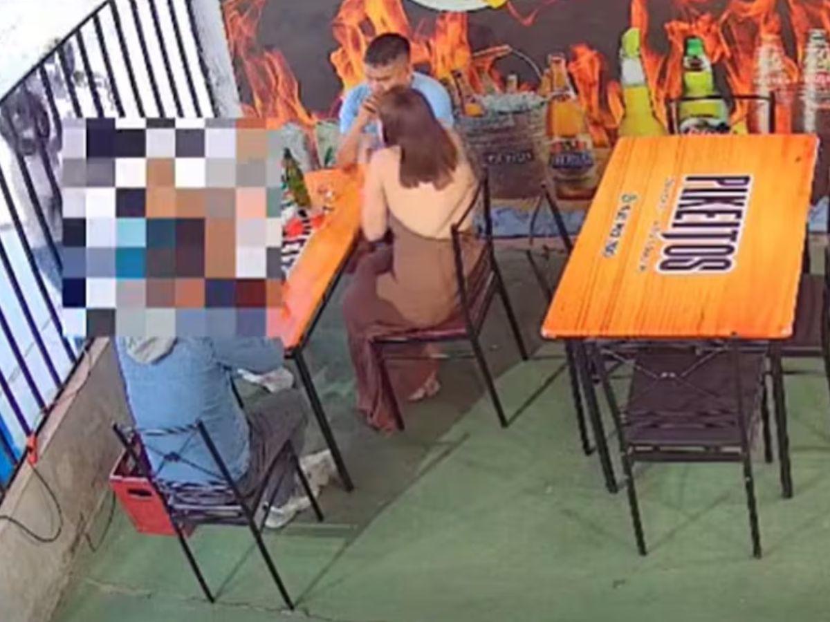 Abogada es asesinada a balazos dentro de un bar; sicario le disparó por la nuca