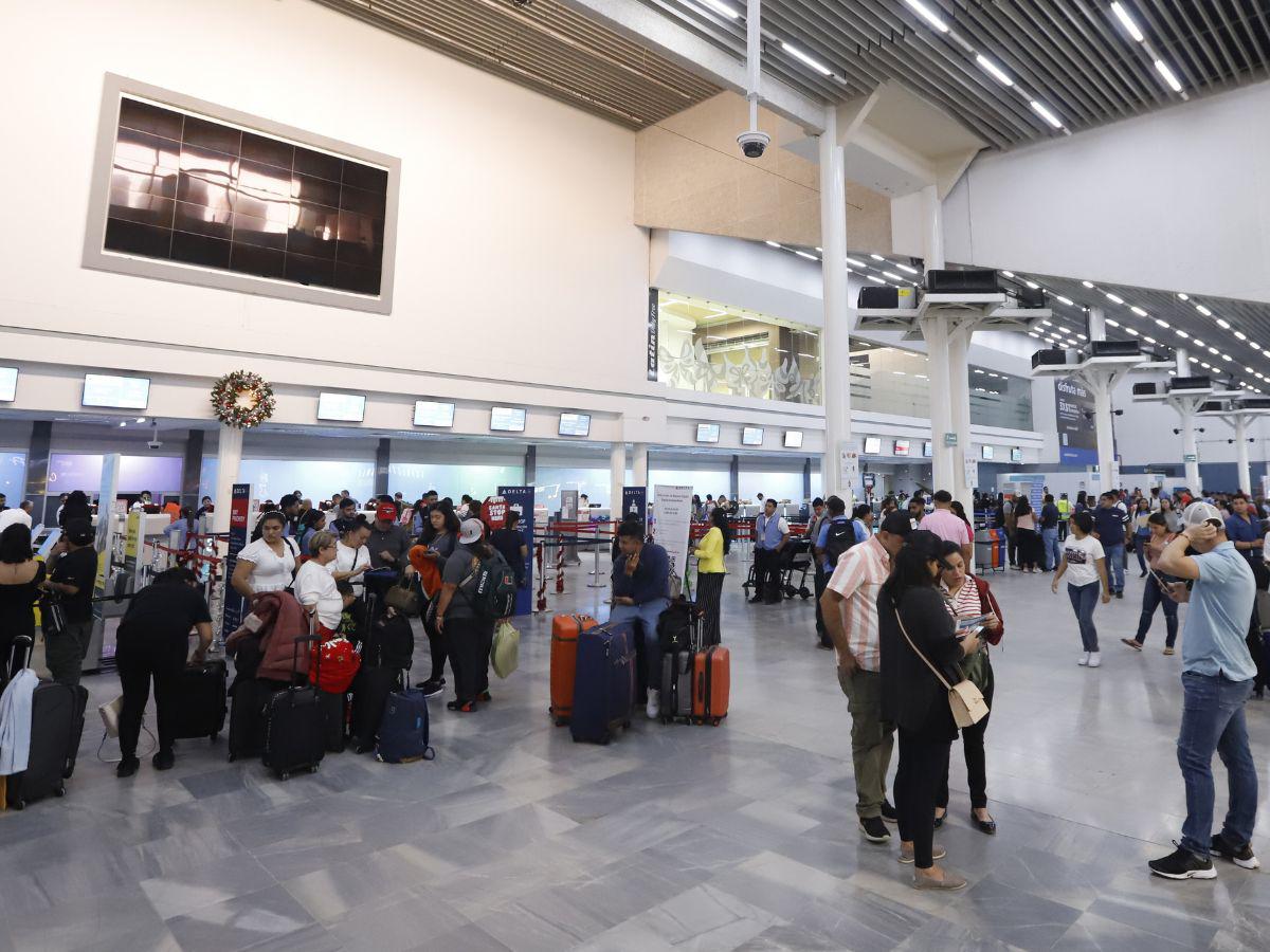 Aeropuerto Ramón Villeda Morales opera con normalidad