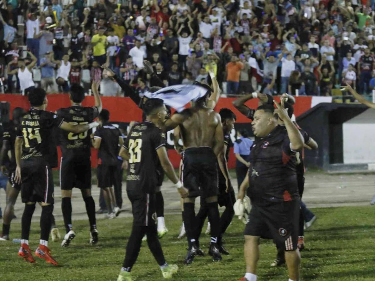 Batacazo: drama de Platense afuera de la final en penales y euforia del Independiente
