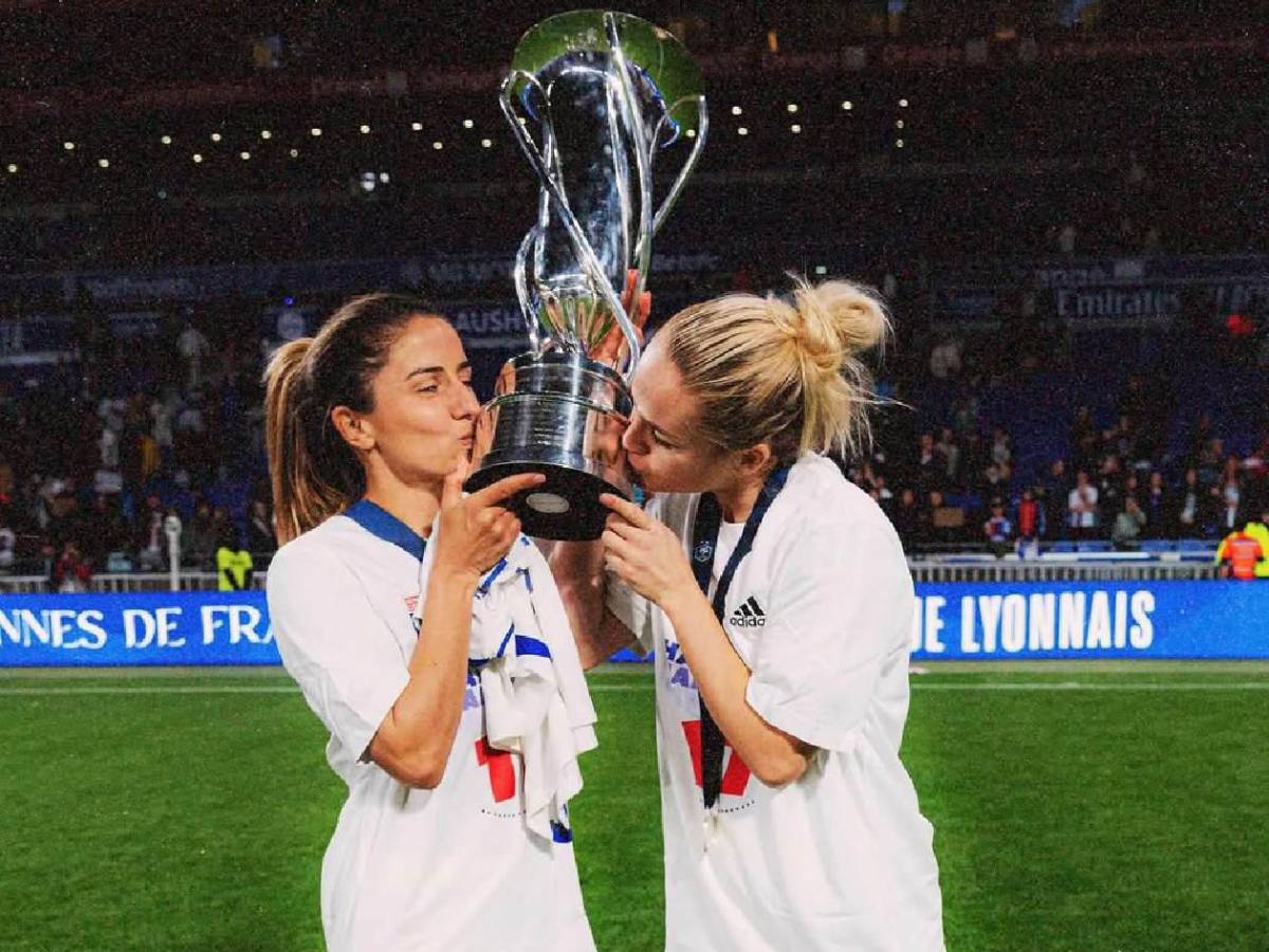 Jugadoras sorprenden al casarse y dejan fotos de su boda: “Te elijo a ti