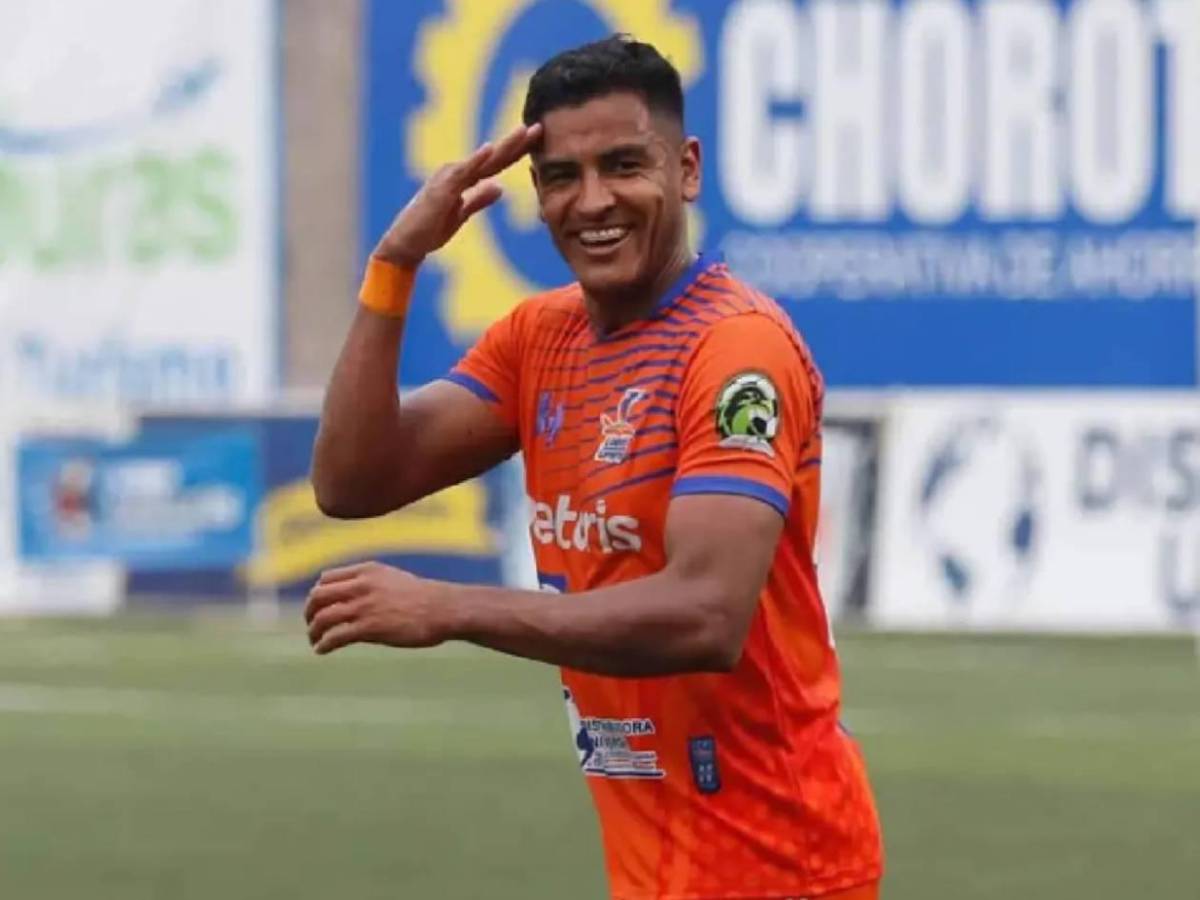 Policía Nacional suma a sus filas a recordado exgoleador del fútbol de Honduras