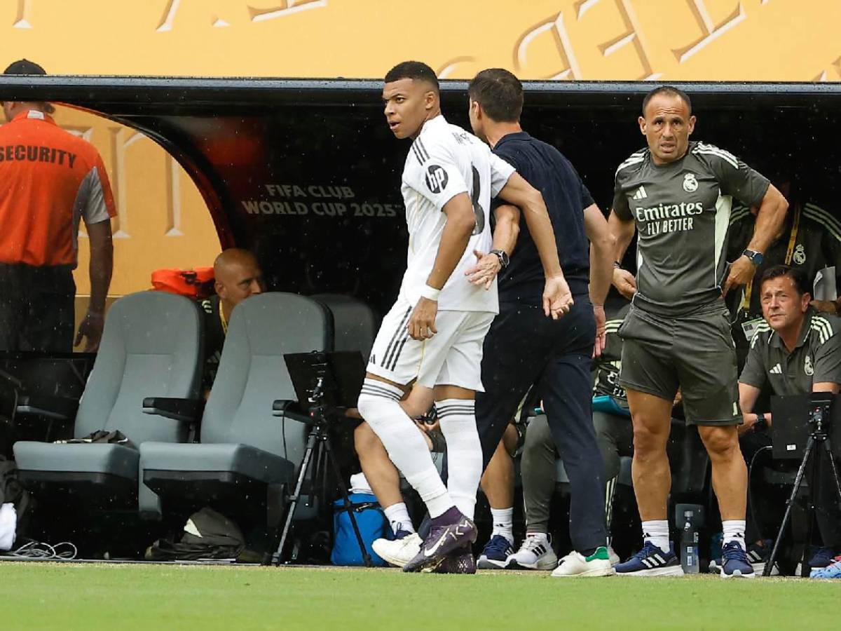 Mbappé: desvelan el curioso motivo que lo mandó al hospital en Estados Unidos