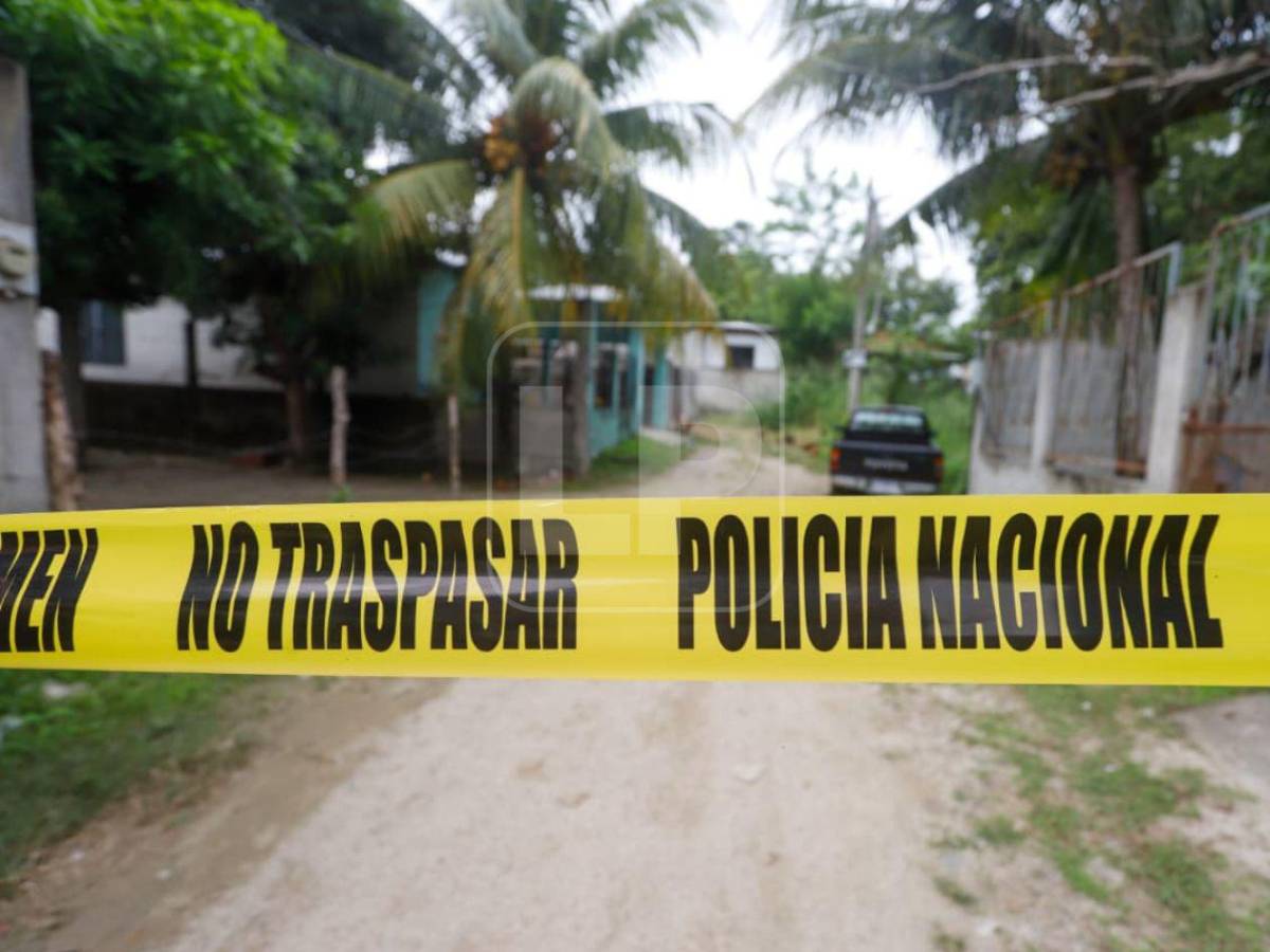 Enterrado hallan cuerpo de un hombre en colonia Villa Norma