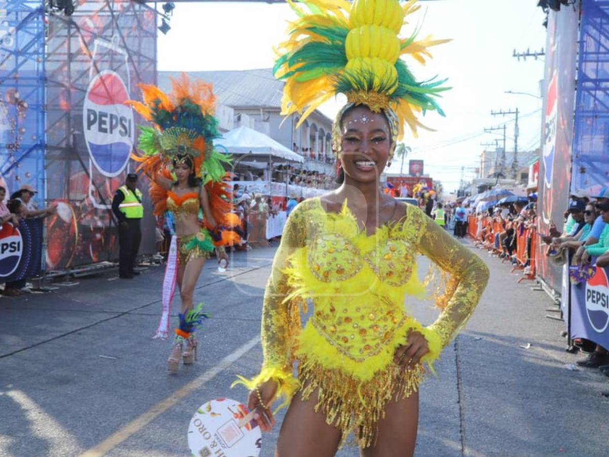 Carrozas, música y baile: así se vive el gran cierre de la Feria Isidra en La Ceiba