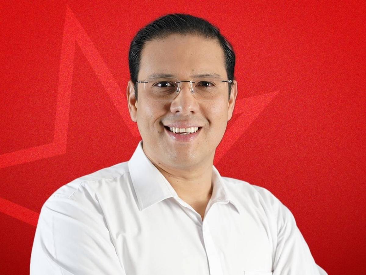 Mauricio Rivera toma inesperada decisión a pocos días de las primarias