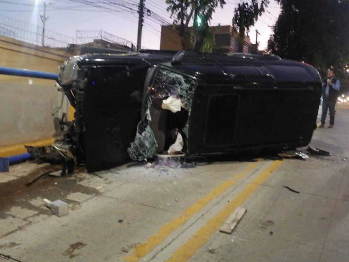 Accidente vehicular deja tres personas heridas en Tegucigalpa