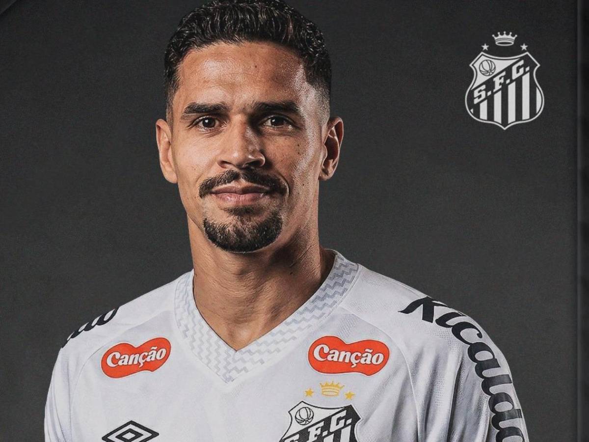 Rechaza al Barcelona por Real Madrid; Manchester podría ir por hondureño y Modric decide