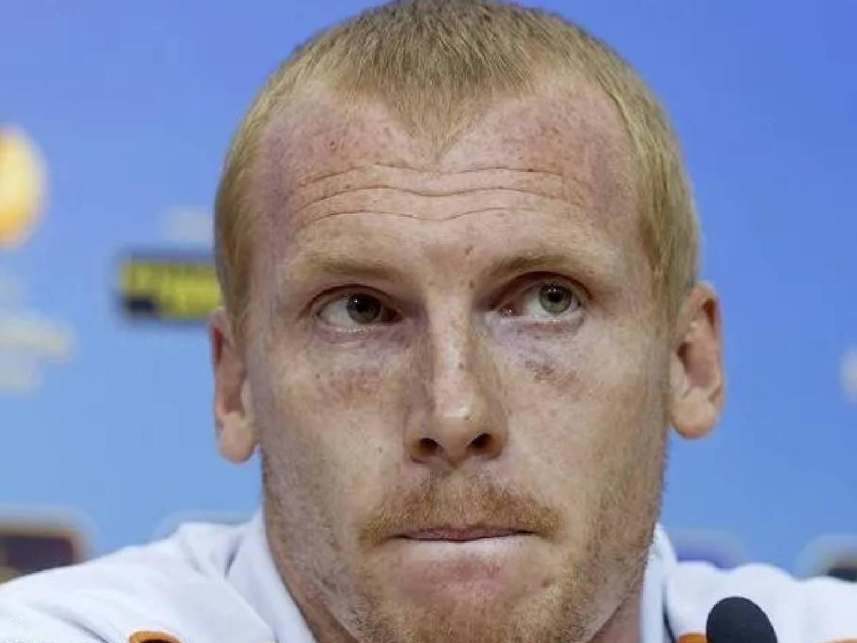 Fue campeón con el Barcelona, se hizo viral trabajando en una tienda y ahora revela su oscuro secreto