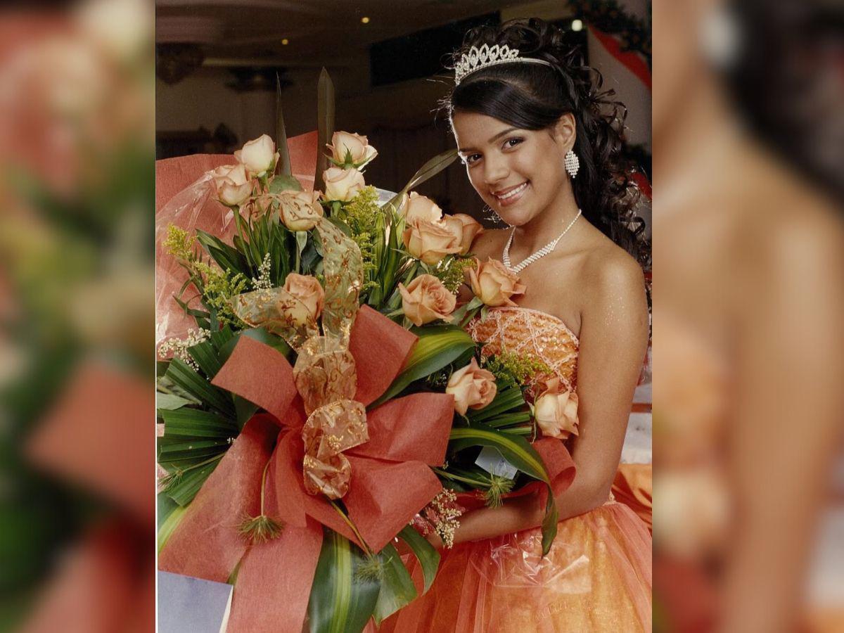 Karol G publica fotos nunca antes vistas de sus XV años