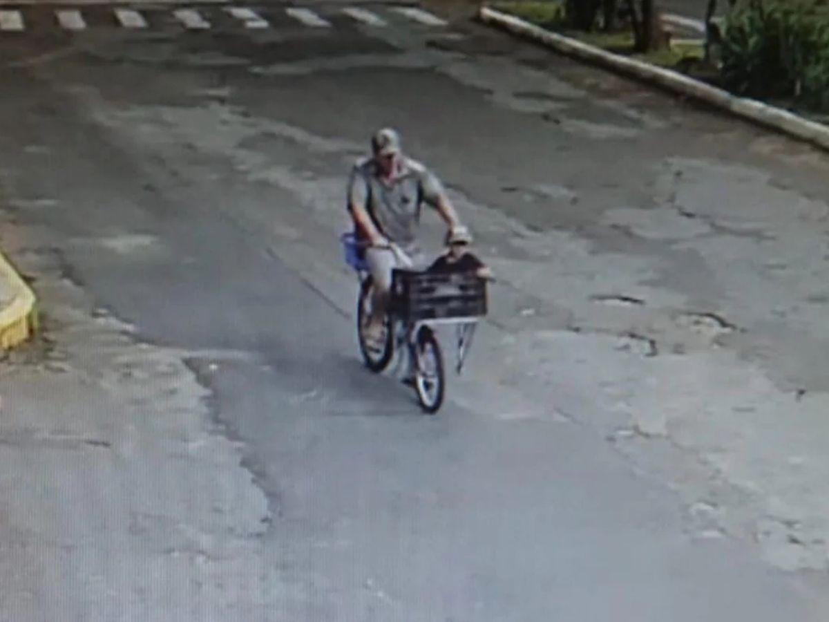 Mató a su hijo al tirarlo de un puente para vengarse de su ex