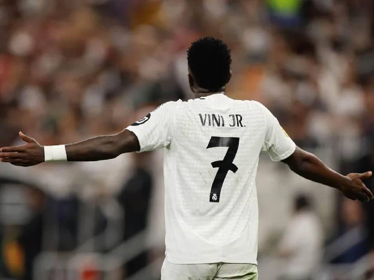 Vinicius sorprende: rompe el silencio y revela por qué no fue al Balón de Oro