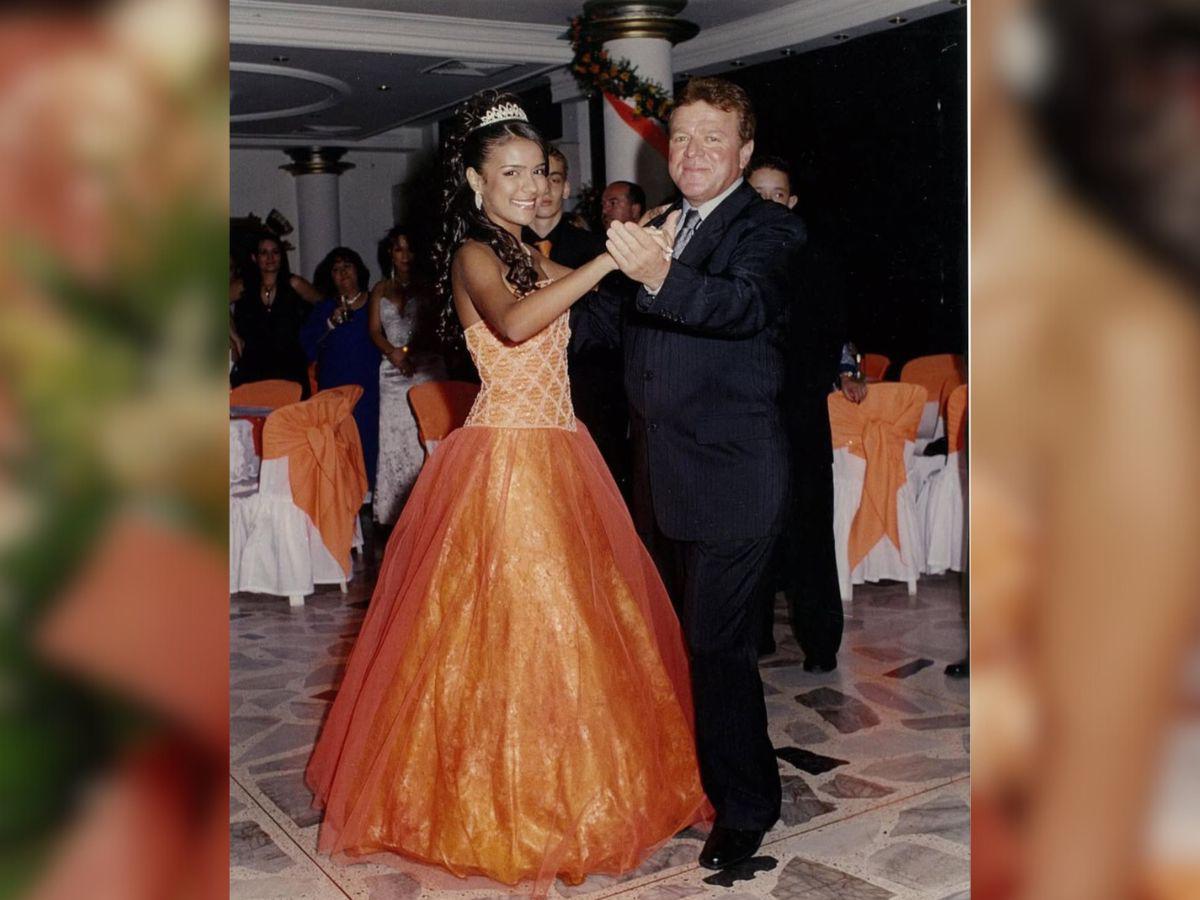 Karol G publica fotos nunca antes vistas de sus XV años