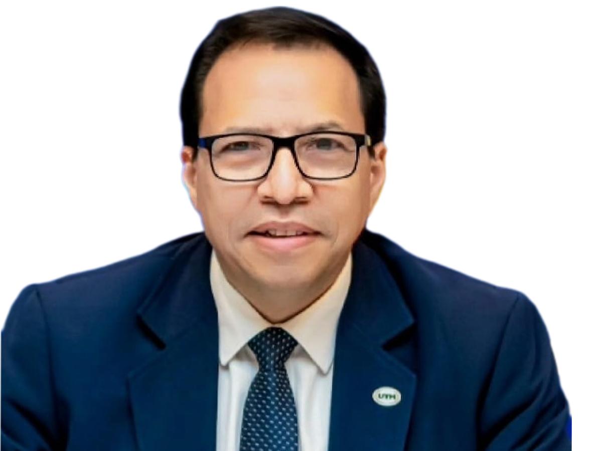 El doctor José Jesús Mora, Vicerrector Académico de UTH, explicó por qué los hondureños deben elegir a la UTH como su casa de estudios.