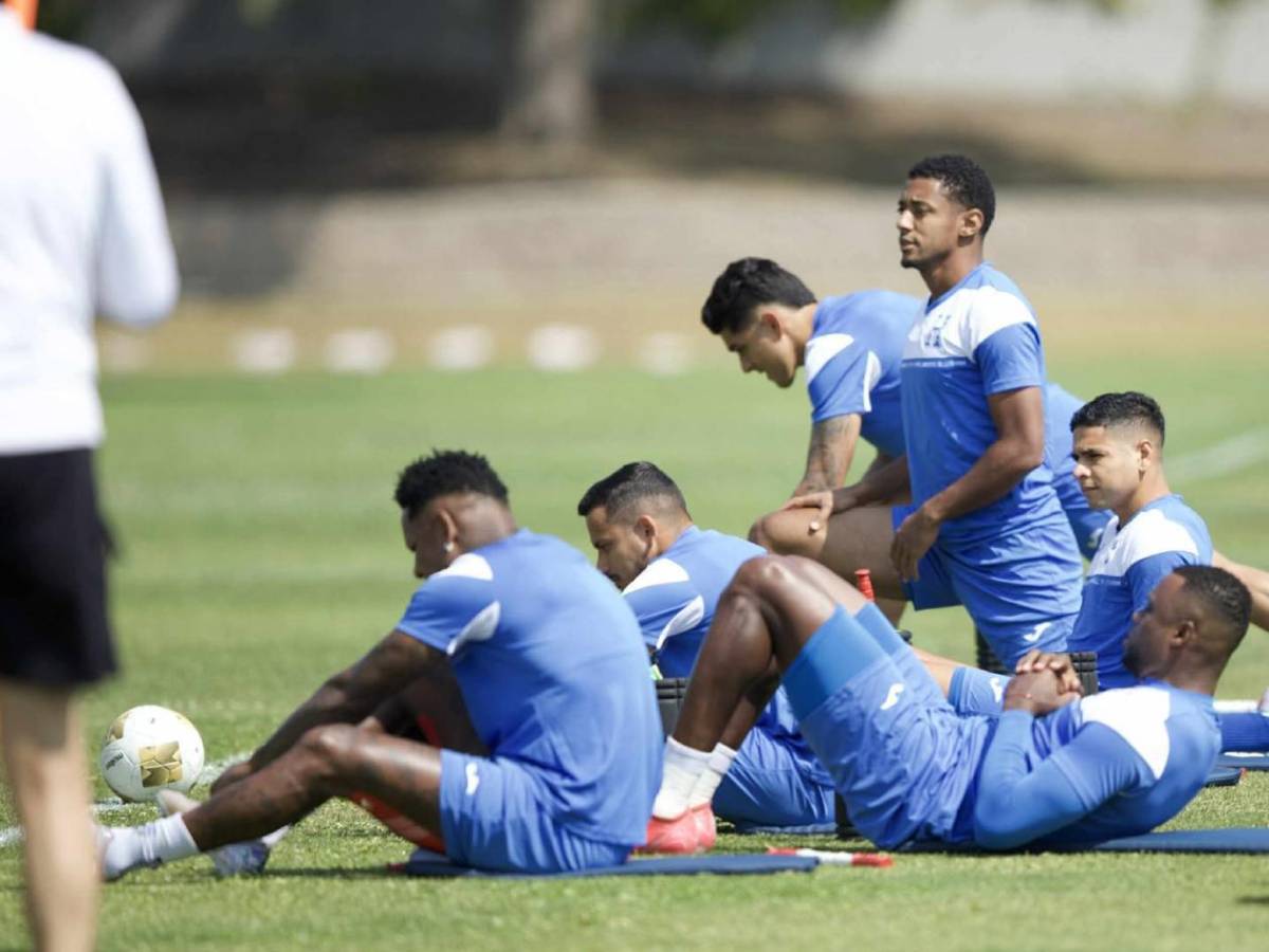 Copa Oro: Sorpresas en práctica de Honduras antes de la batalla ante Curazao