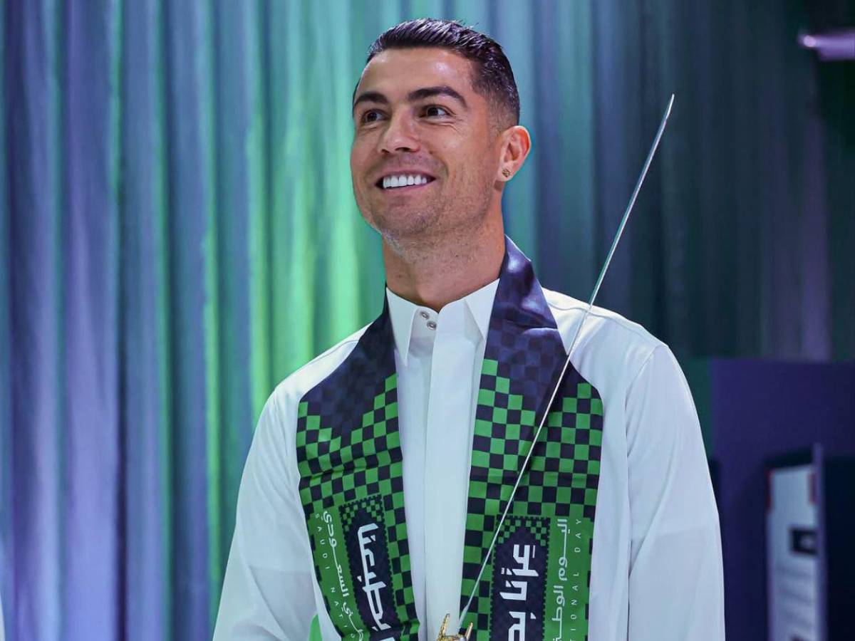 Cristiano Ronaldo sorprende con 'nuevo trabajo': hace inesperado anuncio