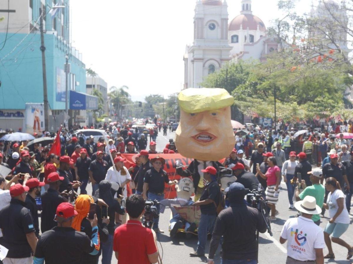 Obreros conmemoran el Día del Trabajador con movilización en San Pedro Sula