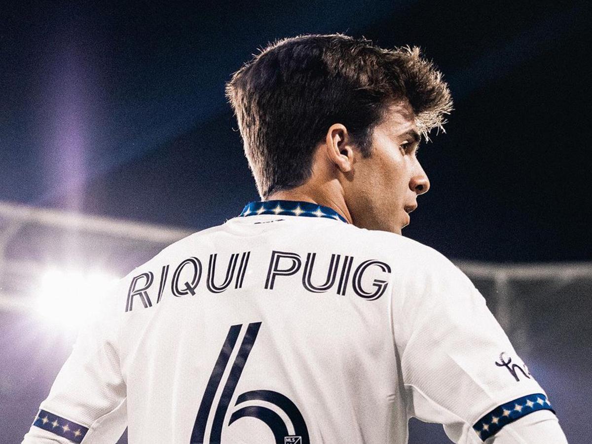 Riqui Puig cuenta con apenas 24 años de edad y destaca en el Galaxy de la MLS.