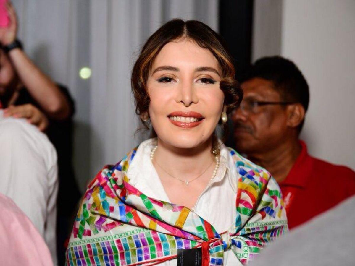 Iroshka contra Alex Cáceres y lo señala por comentarios irresponsables