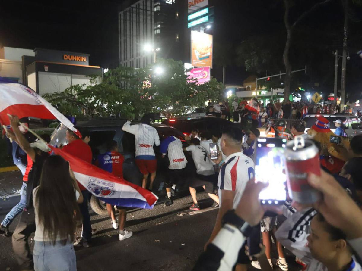 Olimpia bicampeón: euforia y locura en Tegucigalpa para celebrar la copa 40