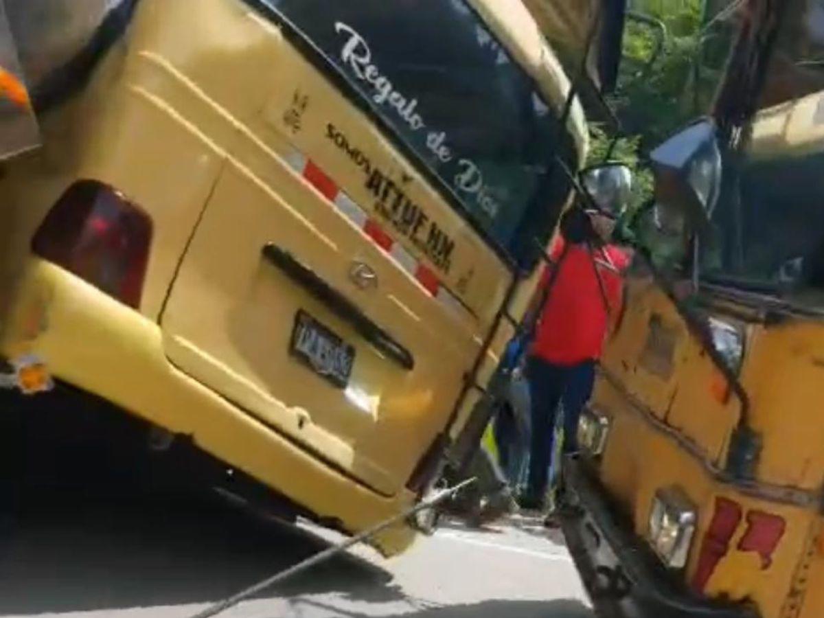 Dramáticas imágenes: Cuatro muertos y más de 25 heridos en Copán