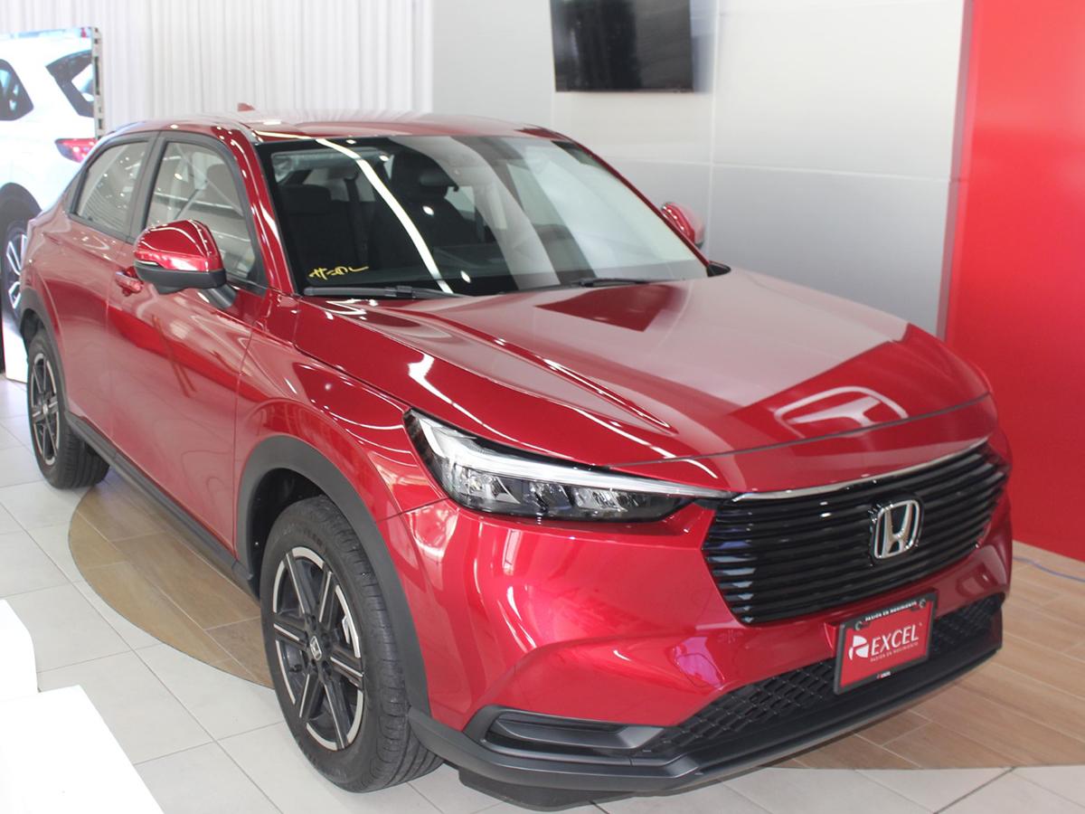 La nueva HR-V es una cómoda camioneta que tiene un diseño elegante y fino.