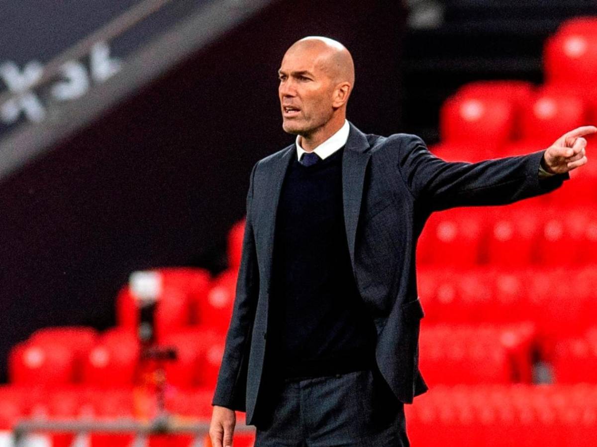 Zidane vuelve y da el sí: pide la salida de tres futbolistas