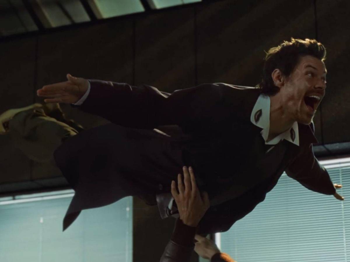 La expareja de Julio Iglesias pasa de víctima a defensora