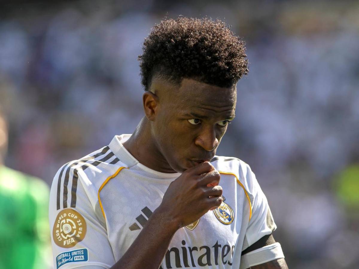 Revelan enfado de Vinicius con Xabi y una letal decisión del DT del Real Madrid