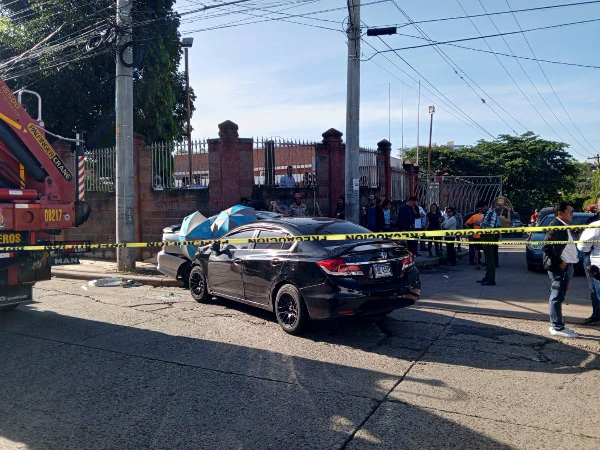 Escena del accidente, en el que murió una mujer en Tegucigalpa.