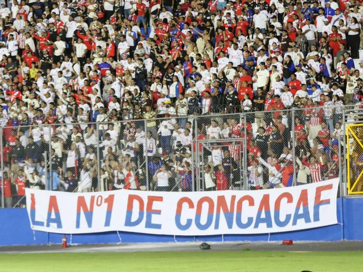 Olimpia da el golpe en Concacaf, dedicatoria, crack de Brasil y periodista roba miradas