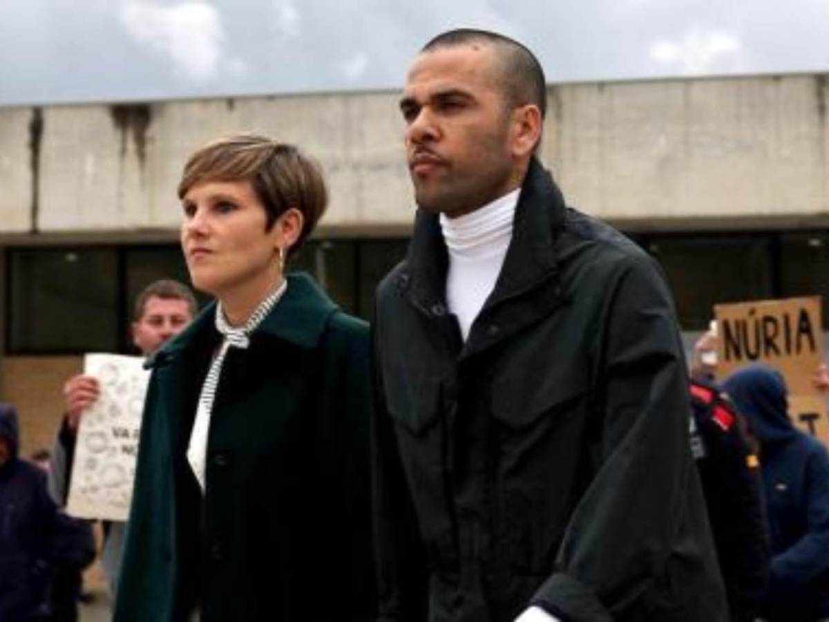 Revelan la reacción de la mujer que denunció a Dani Alves y toman decisión