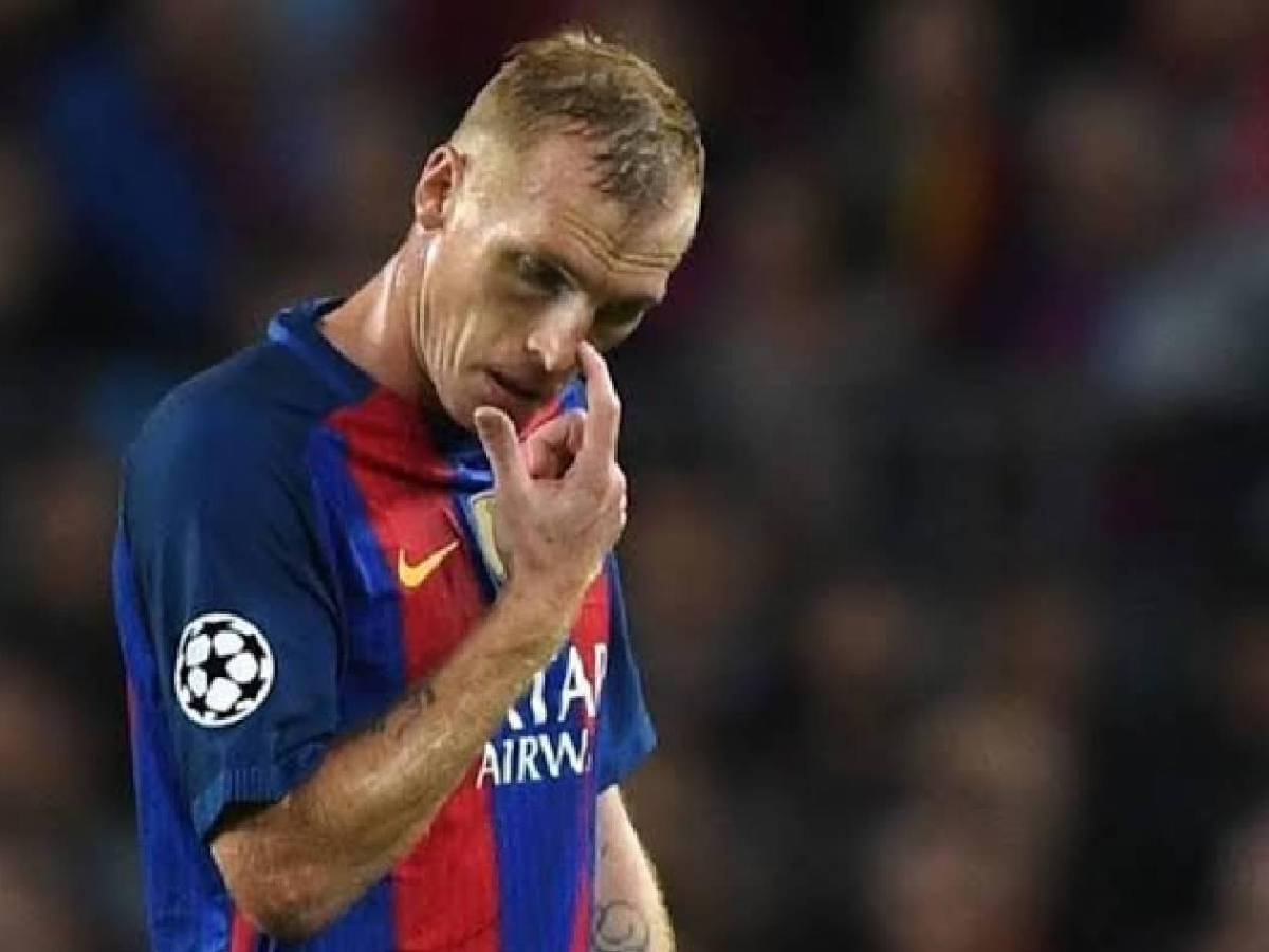Fue campeón con el Barcelona, se hizo viral trabajando en una tienda y ahora revela su oscuro secreto