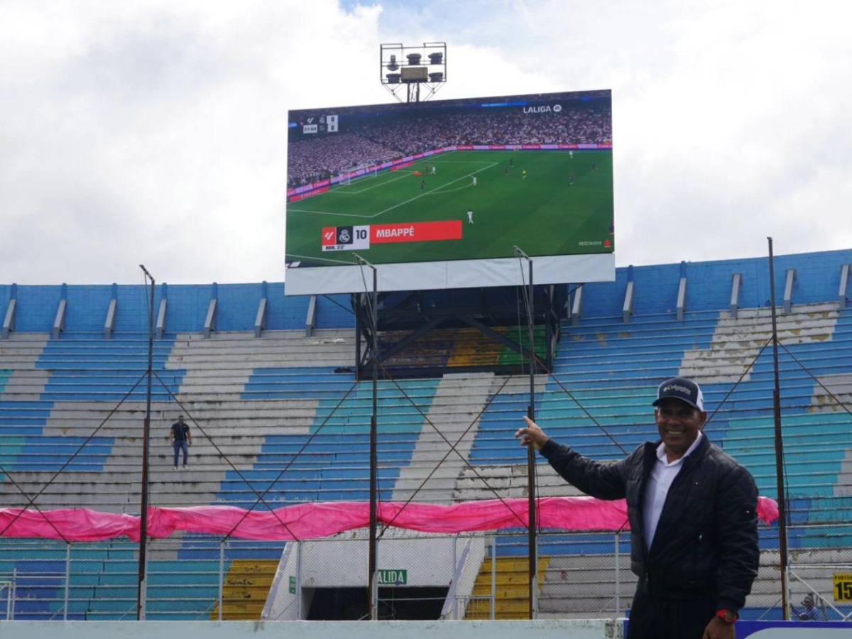 Denuncian lo que pasó con la nueva pantalla del Estadio Nacional “Chelato Uclés”
