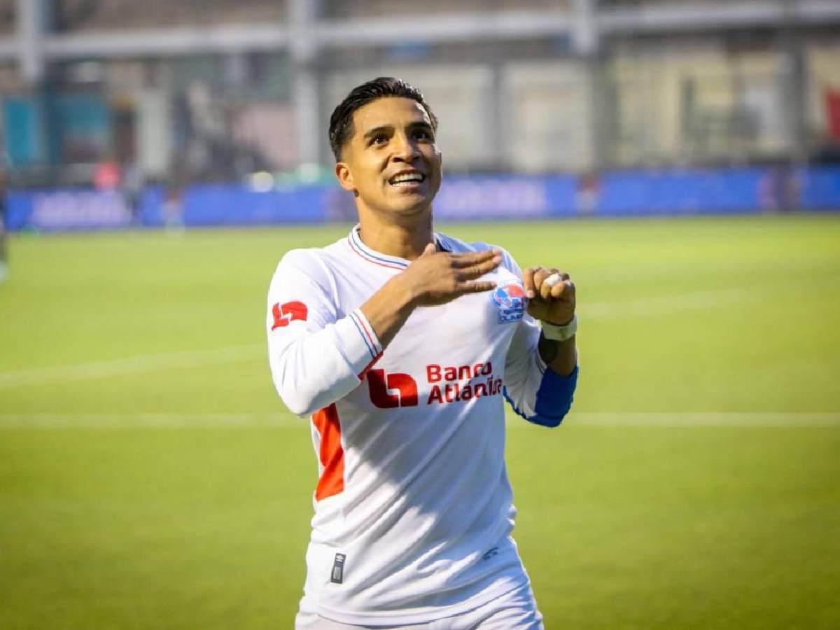 Michaell Chirinos reacciona tras no ganar el Premio Puskas de la FIFA