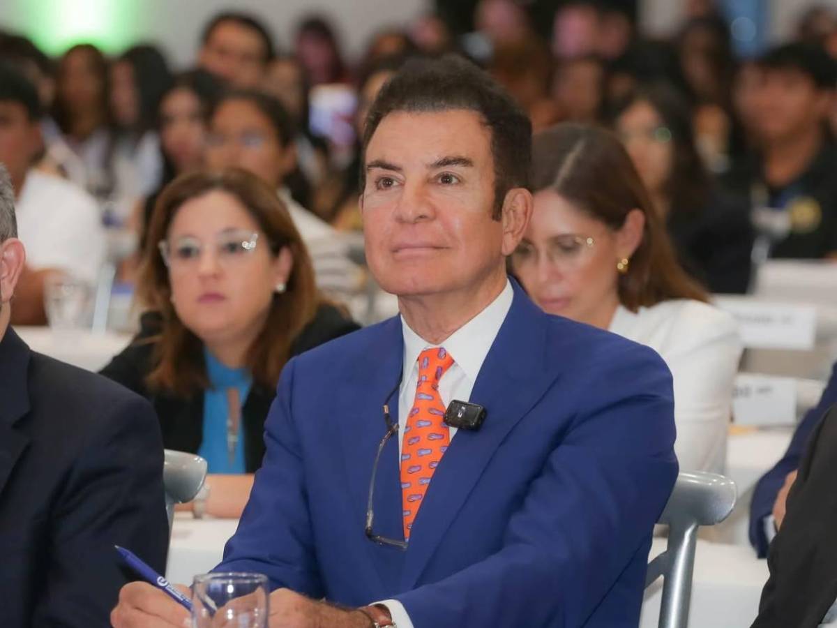Nasralla revela por qué no estuvo en partido de Honduras: Espíritus malignos me impidieron