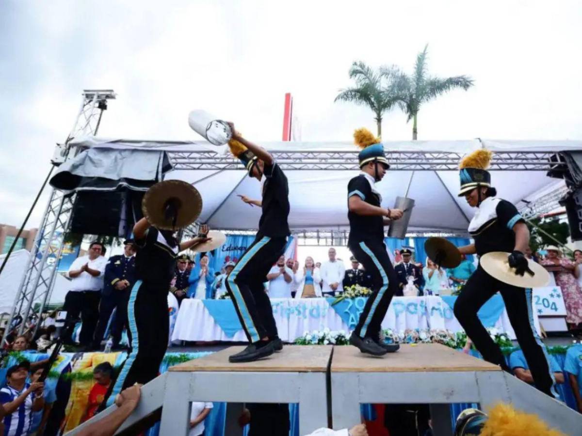 El Instituto JTR celebra su centenario con histórico encuentro de promociones