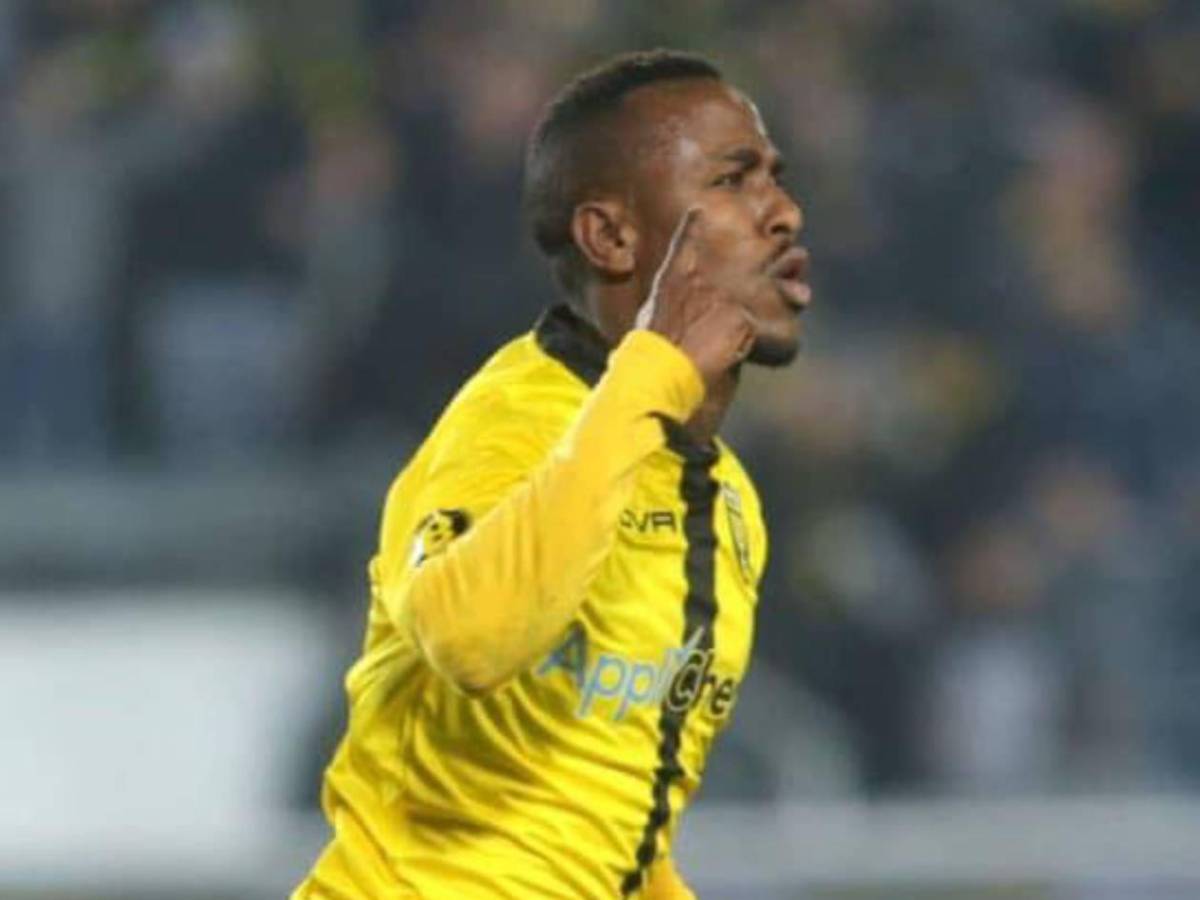 Muere famoso futbolista: Jugador hondureño lo tuvo de compañero y reacciona