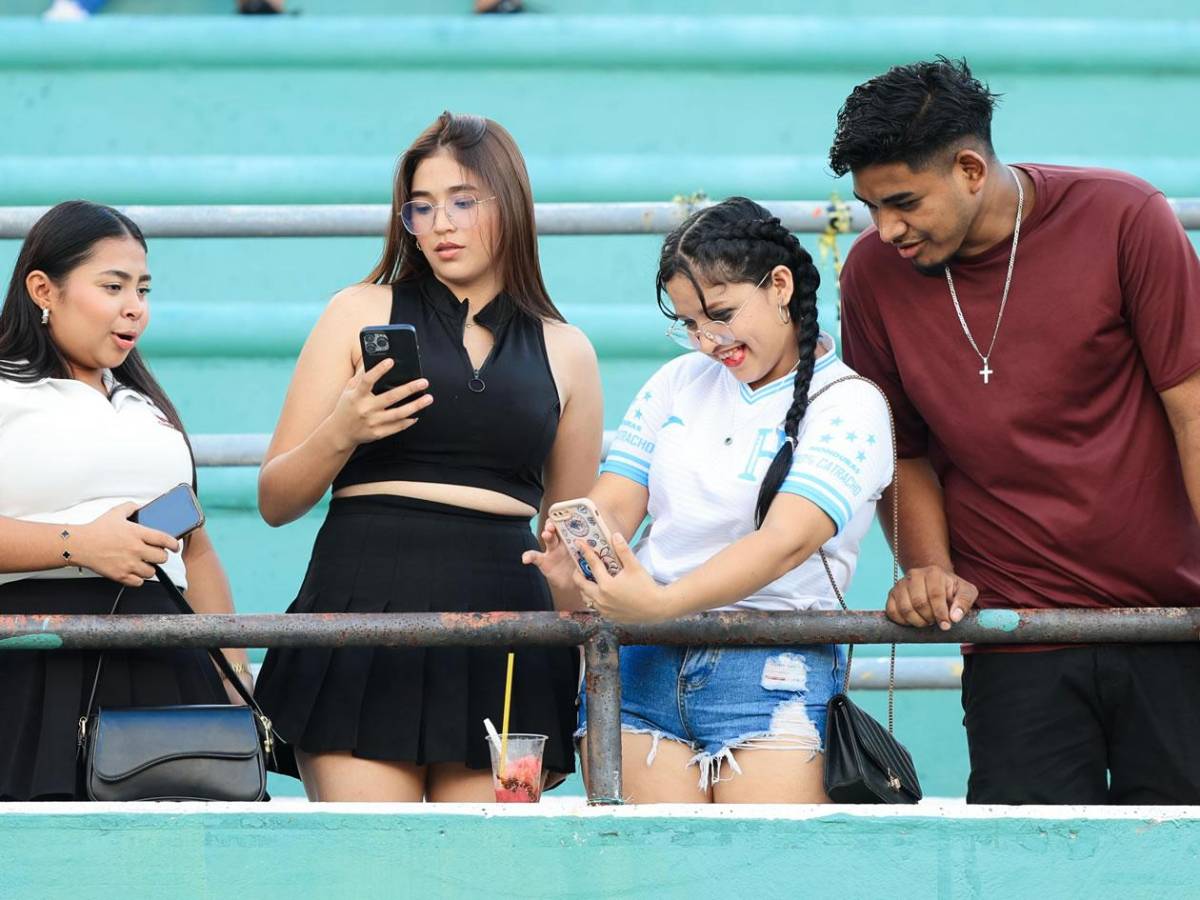 Milagro Flores con sexy look: las bellas chicas en el partido de Tiktokers Honduras vs Brasil