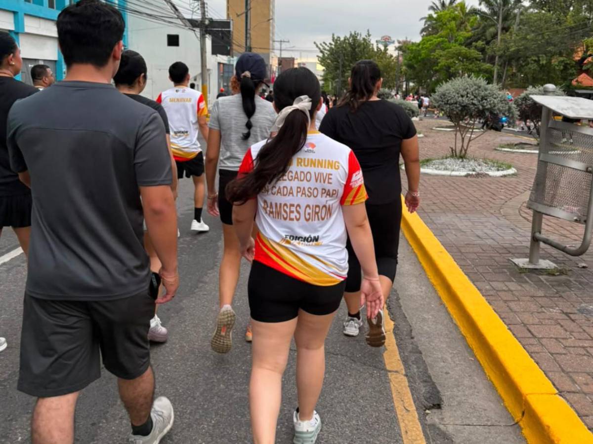 Una Miss sorprendió: Las bellas mujeres de la 50 Maratón LA PRENSA-Gatorade
