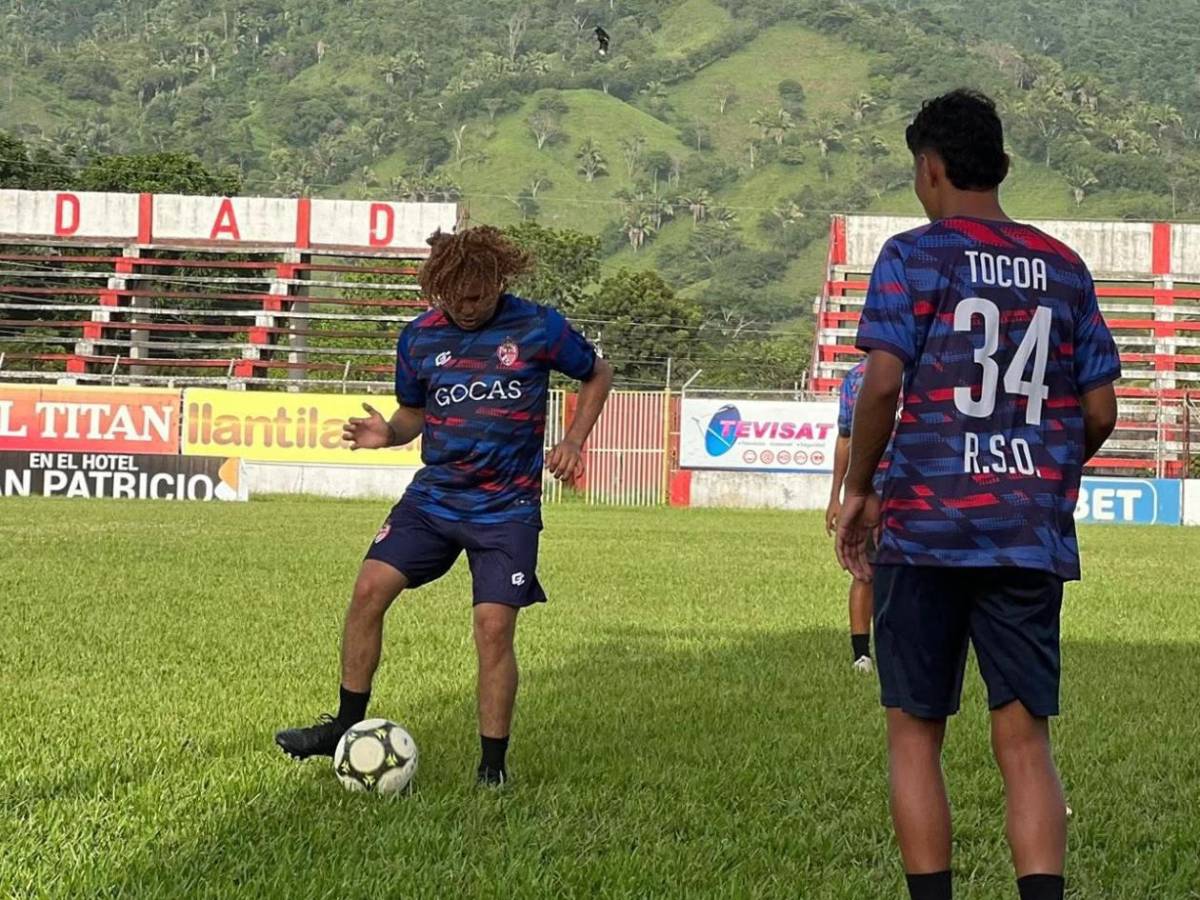Seleccionado de tiktokers de Honduras se une a conocido equipo hondureño