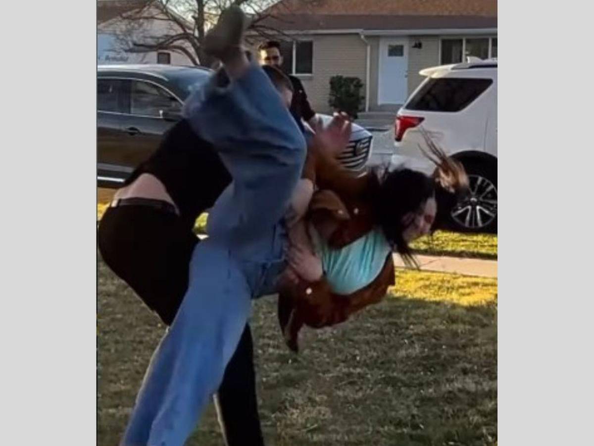 Campeona de artes marciales  feminista reta a un combate a influencer y termina noqueada