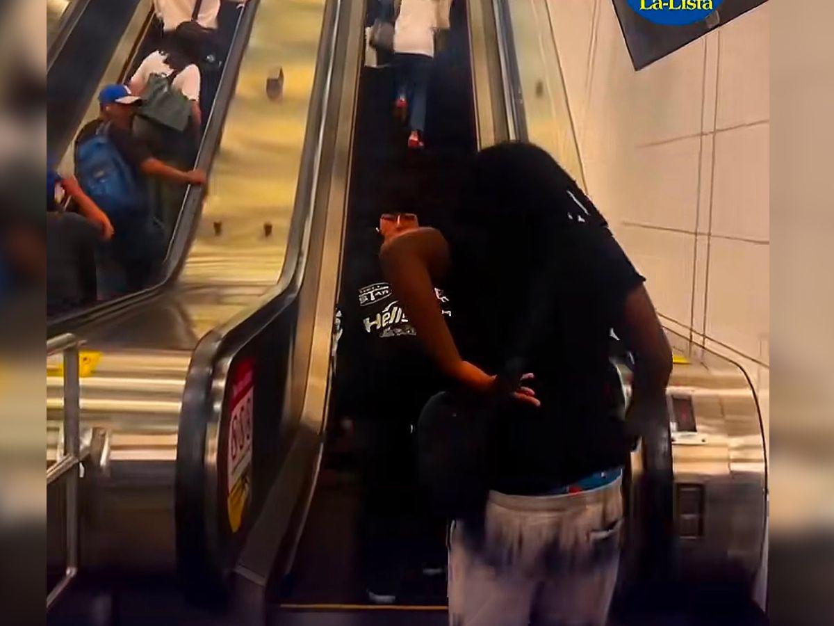 Quería “farmear aura” en centro comercial y terminó siendo golpeado por un desconocido