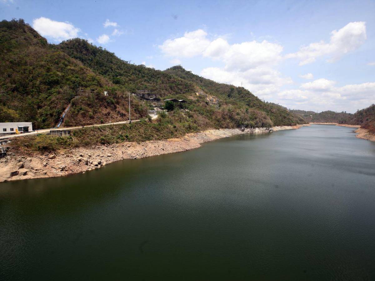 Patuca III: la represa gigante que se apagó porque se quedó sin agua