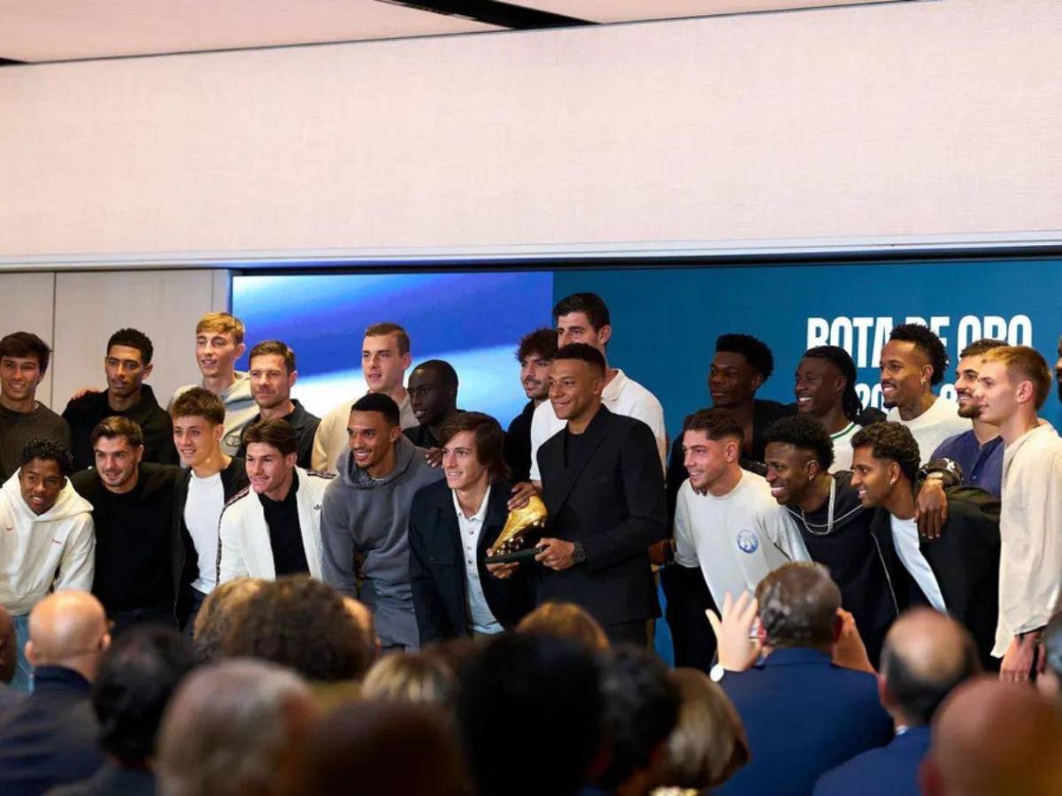 Mbappé recibe la Bota de Oro: lo que dijo y quiénes del Real Madrid lo acompañaron