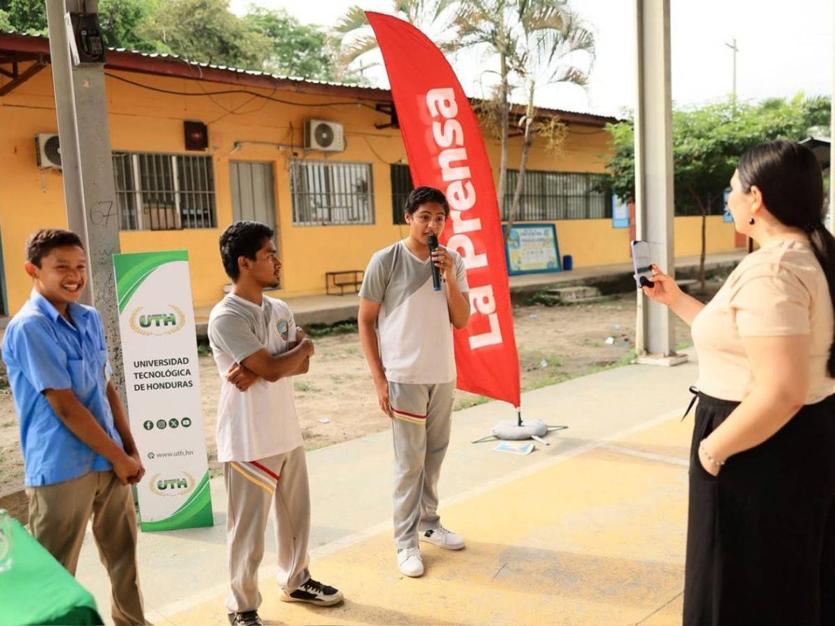 Así fue la primera visita de Mente Sana al CEB Soledad Fernández
