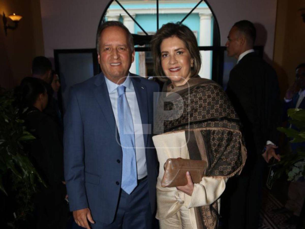 Personalidades captadas en el traspaso de mando de Juan Diego Zelaya